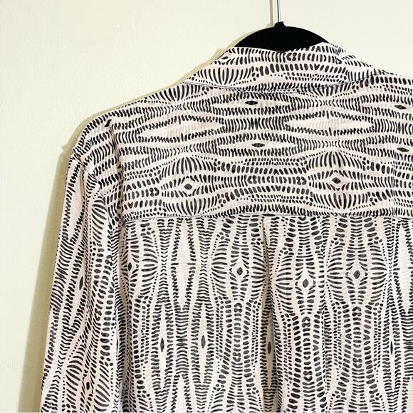 Lane Bryant Women's White Collared Long Sleeve Sheer Button-Up Shirt Size 19/20 - Picture 6 of 16